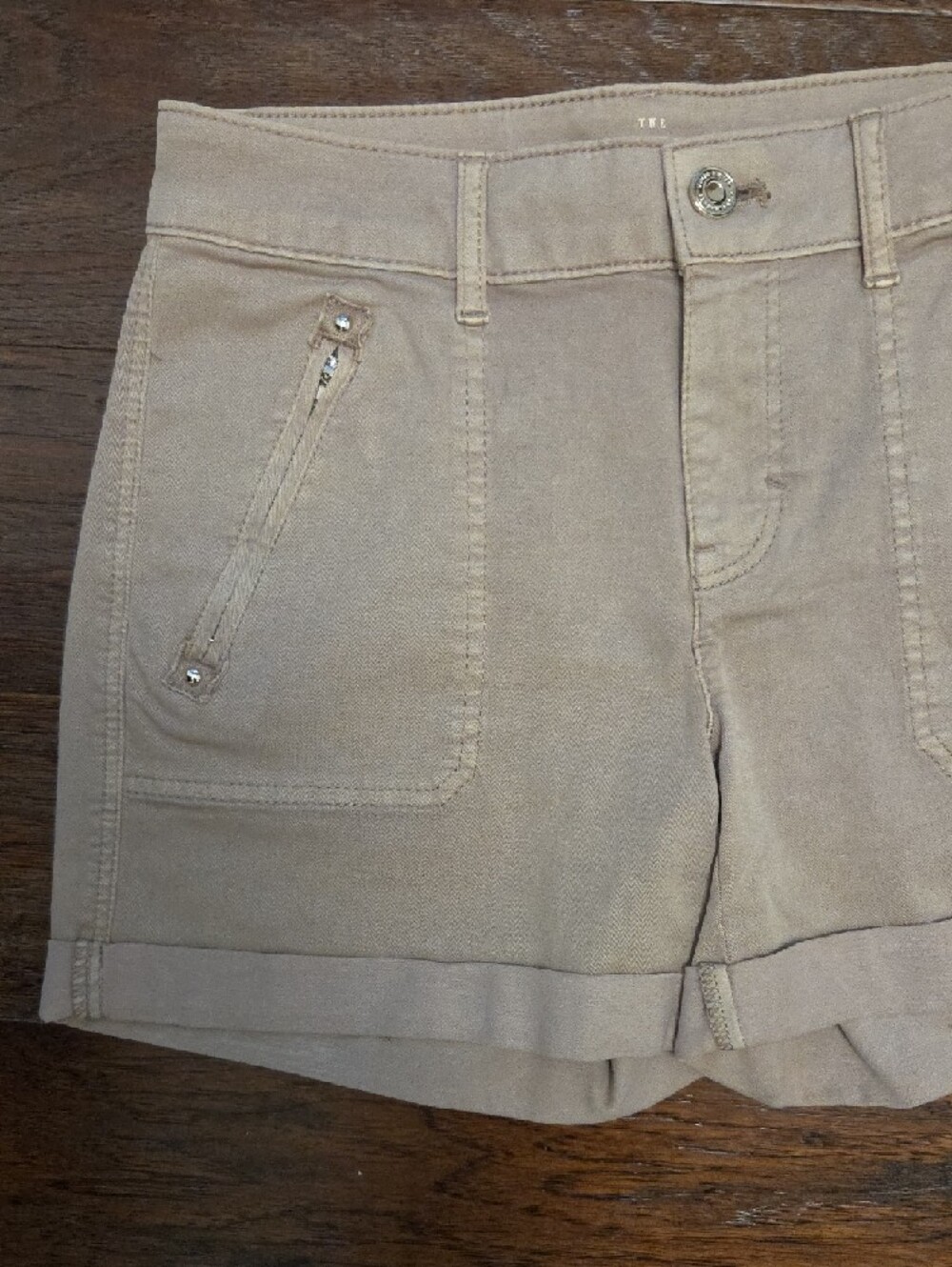 White House Black Market THE SHORT KHAKI TAN CUFFED CARGO STYLE SHORTS SIZE 0 - Picture 3 of 12